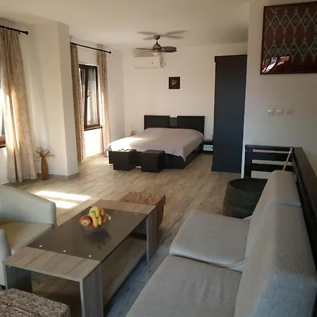 къщата с разкопките Sozopol